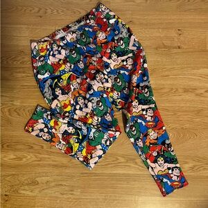 DC Comics Justice League Comic Con leggings/stretch pants Women’s 16 Men’s XL